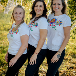 10. Ivana a Petra a Dagmar